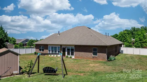 108 Wake CT, Statesville, NC 28677