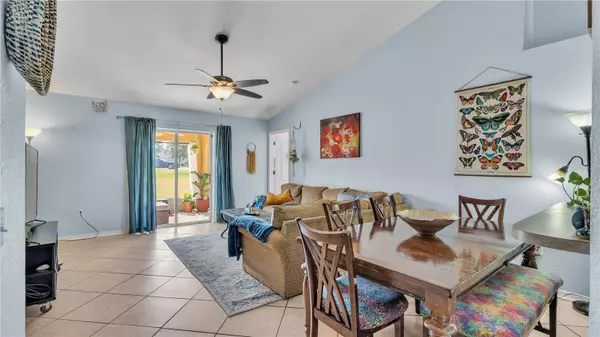 5018 YELLOWTOP LOOP, Lakeland, FL 33811