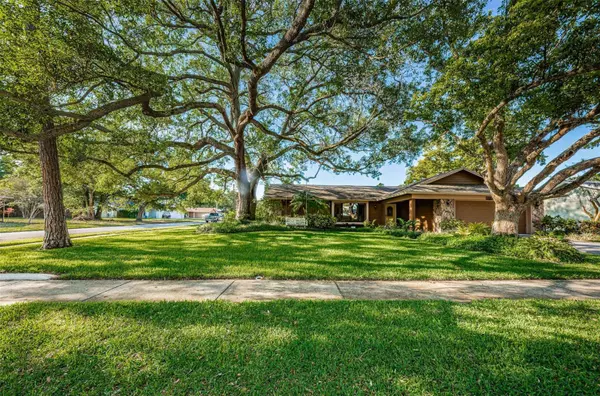 3080 OAK VIEW DR, Palm Harbor, FL 34684