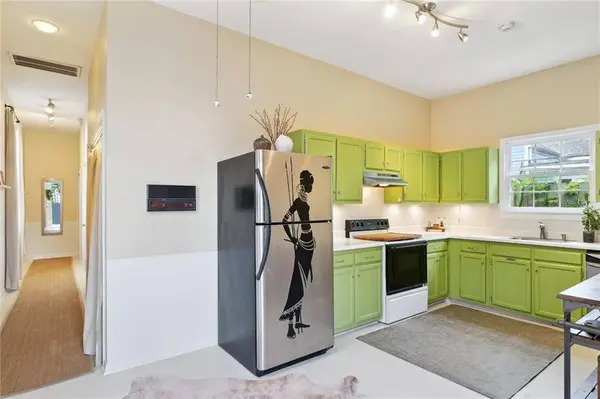 617 SONIAT ST, New Orleans, LA 70115