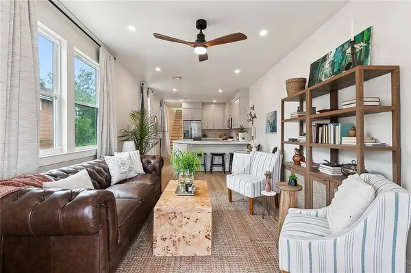 2517 19 FRENCHMEN ST, New Orleans, LA 70119