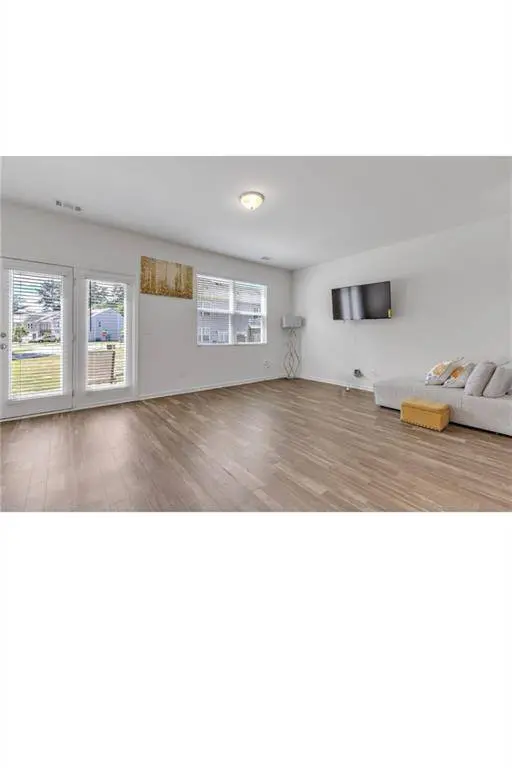 6393 Kennonbriar CT, Lithonia, GA 30058