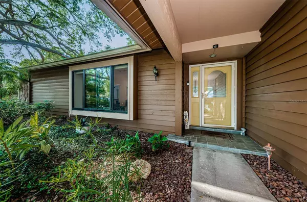 3080 OAK VIEW DR, Palm Harbor, FL 34684