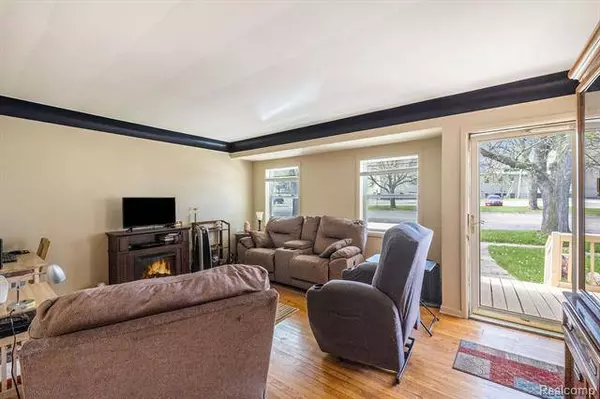 3026 Beecher Road, Flint, MI 48503