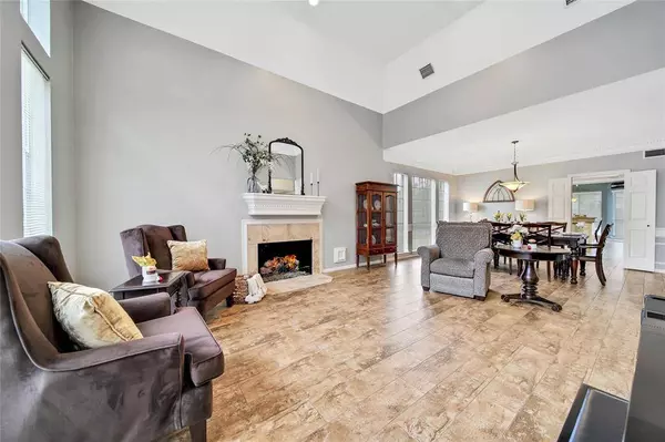 5903 Juniper Knoll LN, Kingwood, TX 77345