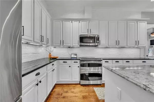 360 Chambers ST #103, Woodstock, GA 30188