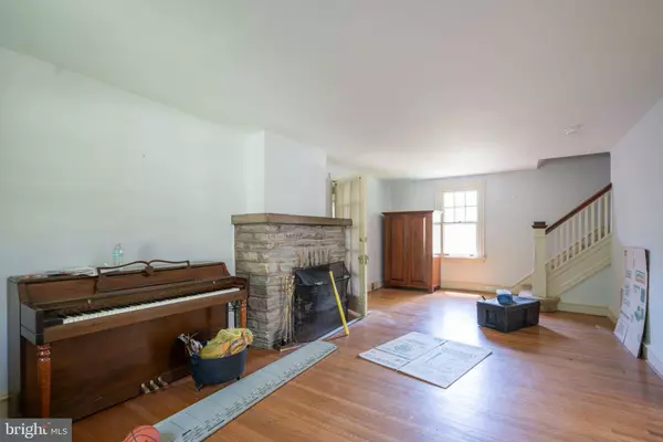 100 WEBSTER AVE, Wyncote, PA 19095