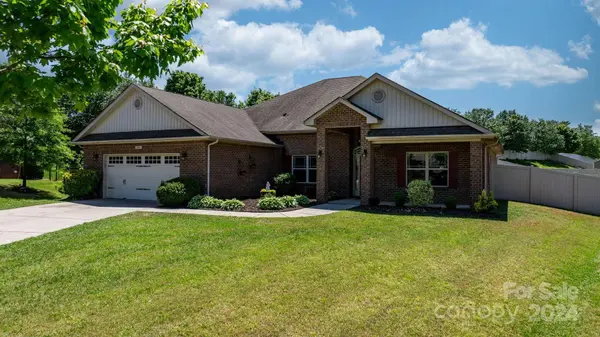 108 Wake CT, Statesville, NC 28677