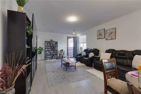 1110 Edel Hest Avenue, North Las Vegas, NV 89081