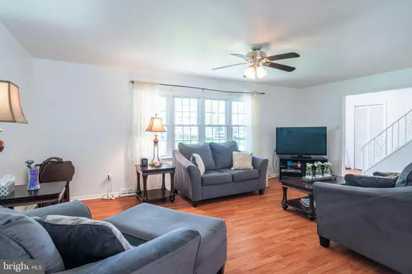 3017 RUNNYMEDE DR, Plymouth Meeting, PA 19462