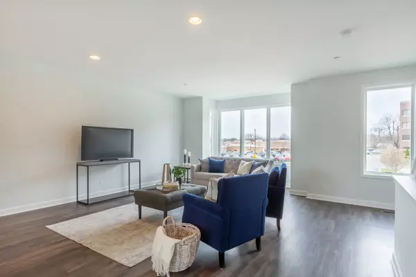 1229 Shermer RD, Northbrook, IL 60062