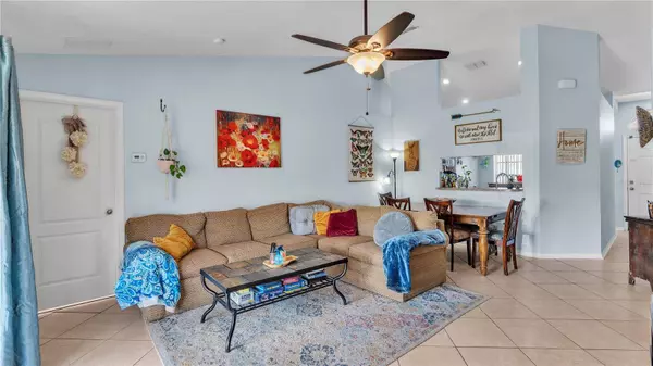 5018 YELLOWTOP LOOP, Lakeland, FL 33811