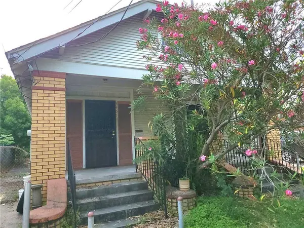 3435 NEW ORLEANS ST, New Orleans, LA 70122