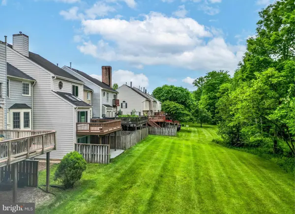 20318 BURNLEY, Sterling, VA 20165