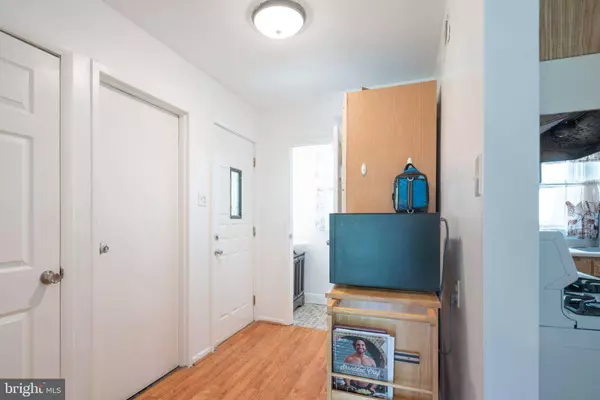 3017 RUNNYMEDE DR, Plymouth Meeting, PA 19462