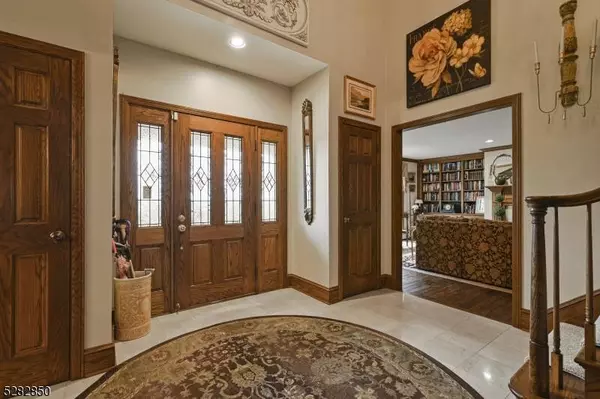 35 Slater Ln, Harmony Twp., NJ 08865