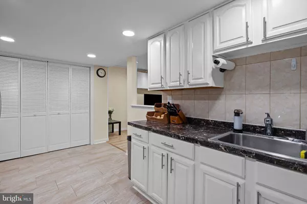 2123 PRESIDENT ST, Philadelphia, PA 19115