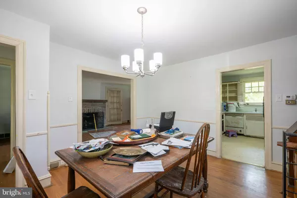 100 WEBSTER AVE, Wyncote, PA 19095