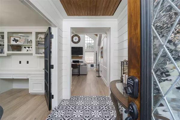 2709 S Pine Hill DR, Pearland, TX 77581