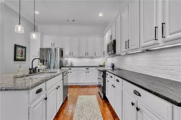 360 Chambers ST #103, Woodstock, GA 30188