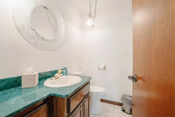 17120 S Cedar RD, Homer Glen, IL 60491