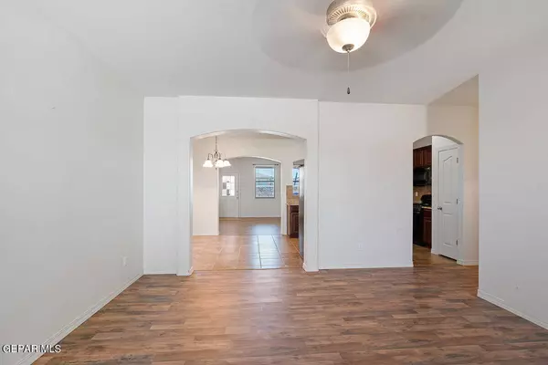 3137 Lookout Point Drive, El Paso, TX 79938