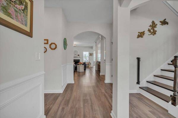 513 Dunswell Dr, Summerville, SC 29486