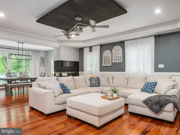 1480 PARK LN, Pasadena, MD 21122