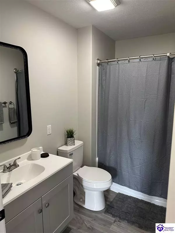 517 Henon Lane, Elizabethtown, KY 42701