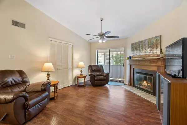 505 Oppenheimer DR #417, Los Alamos, NM 87544