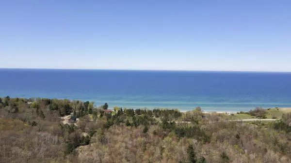 4395 Windward Forest Trail, Manistee, MI 49660