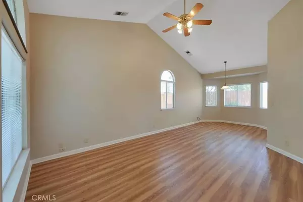 32 Glenshire LN, Chico, CA 95973