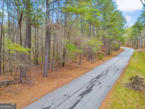 147 Featherwood CT, Athens, GA 30601