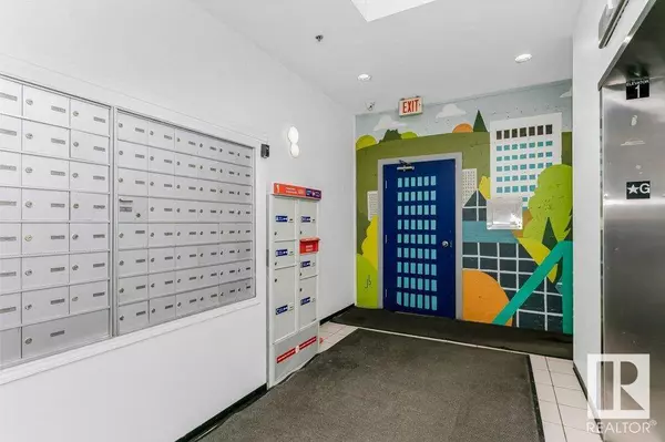 #1007 10024 JASPER AV NW, Edmonton, AB T5J 1R9