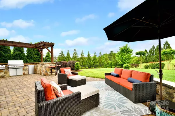 2426 Riders Glen CT, Concord, NC 28027