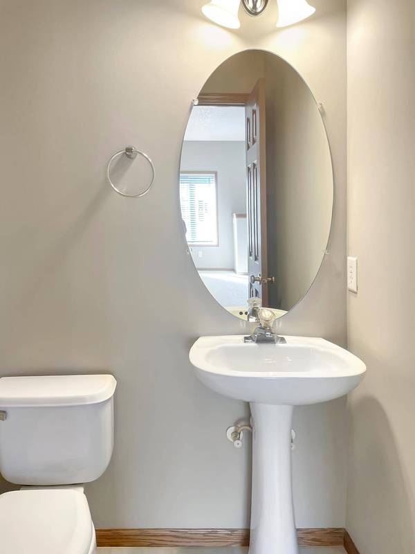 6860 Meadow Grass LN S, Cottage Grove, MN 55016