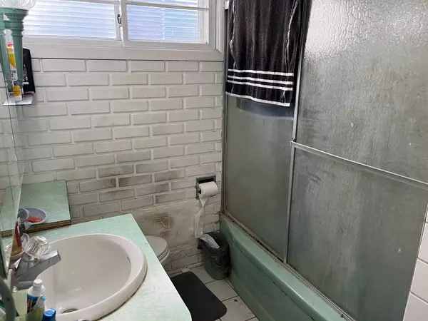 3111 Dartmouth Drive, Rockford, IL 61108