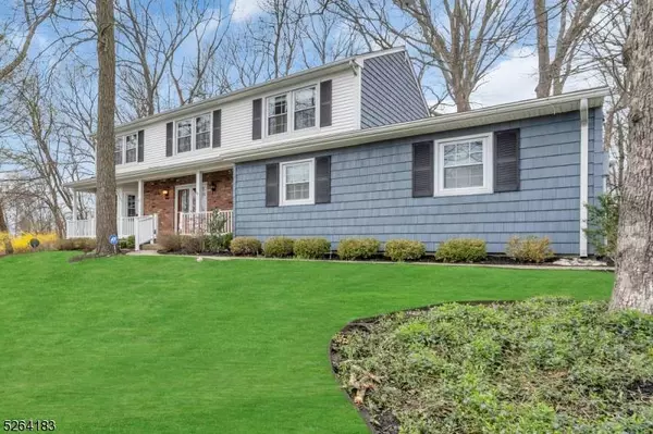 634 Reba Rd, Mount Arlington Boro, NJ 07850