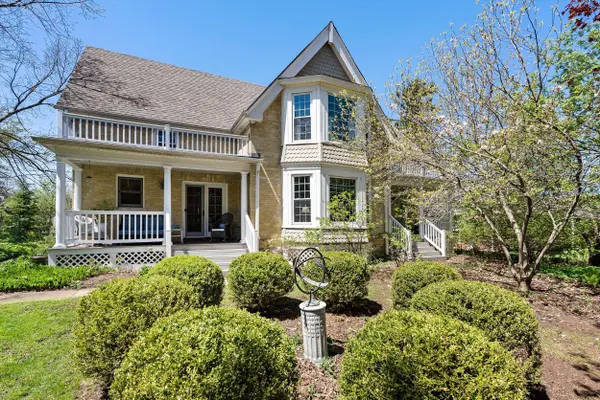 6525 N Green Bay, Glendale, WI 53209