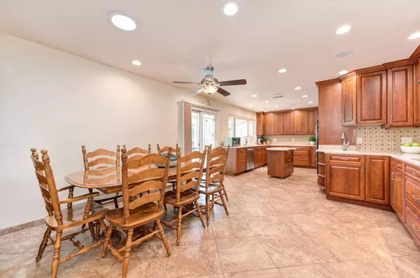 5912 Rich Hill DR, Orangevale, CA 95662