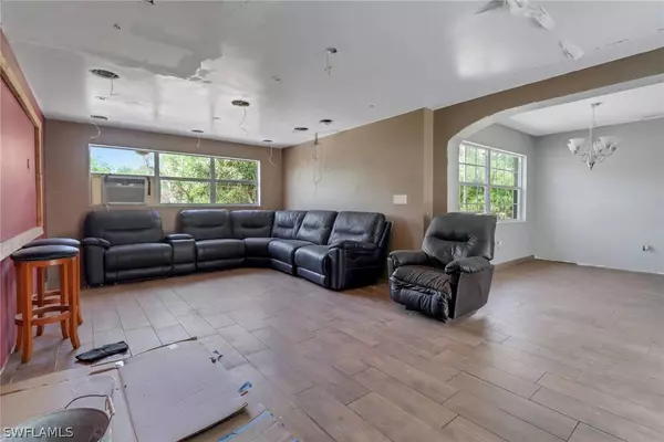 820 Gerald Ave, Lehigh Acres, FL 33936