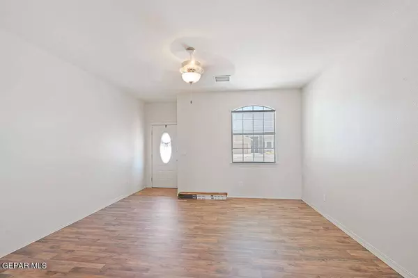 3137 Lookout Point Drive, El Paso, TX 79938