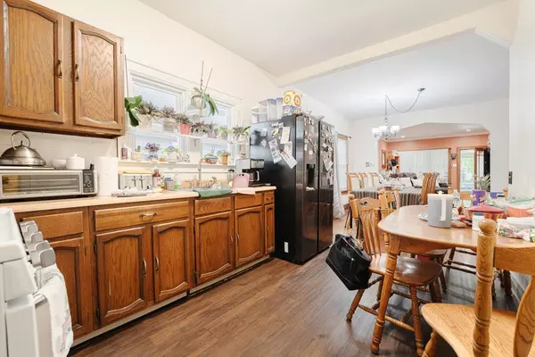 2246 Orchard ST, Blue Island, IL 60406