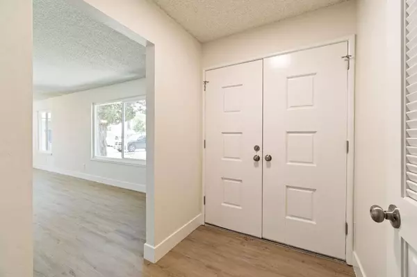 1707 Heffner Avenue, Corcoran, CA 93212