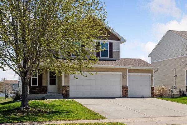 139 Dongola LN, Shakopee, MN 55379