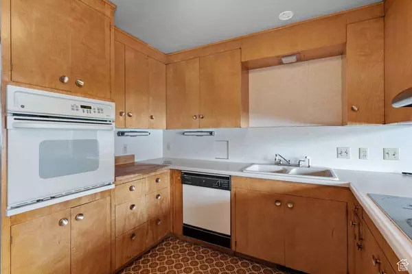 767 N SUNRISE AVE, Salt Lake City, UT 84103