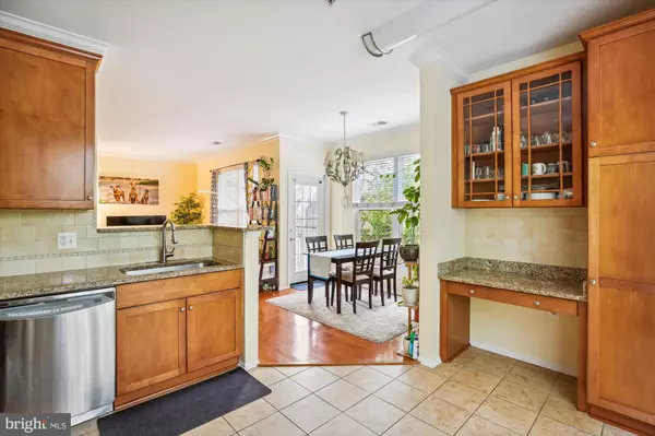 11800 OLD GEORGETOWN #1427, Rockville, MD 20852