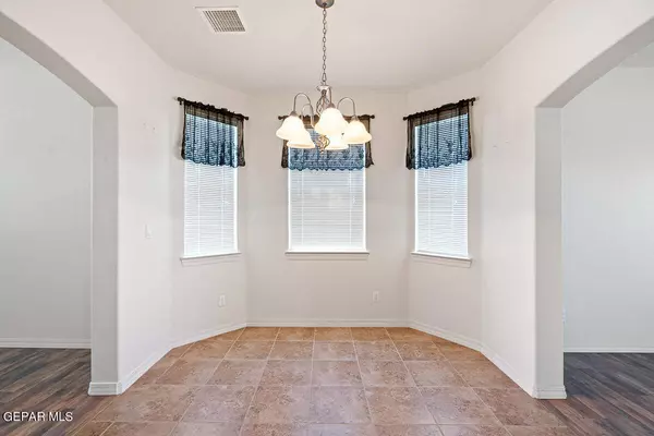 3137 Lookout Point Drive, El Paso, TX 79938