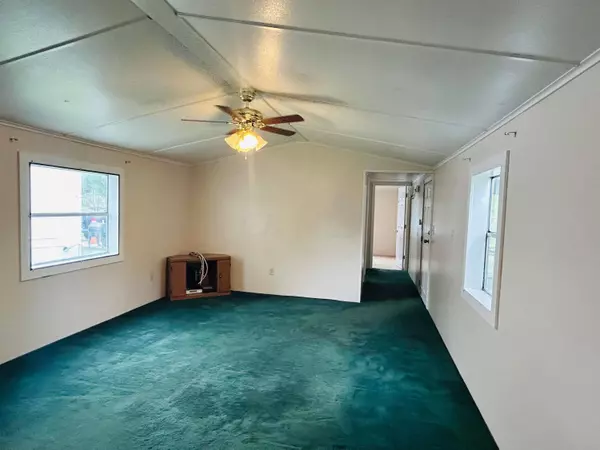 4800 Duvall Road #122, Ashville, OH 43103