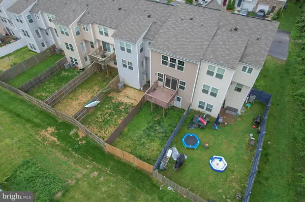 66 ANTIGUA DR, Hedgesville, WV 25427